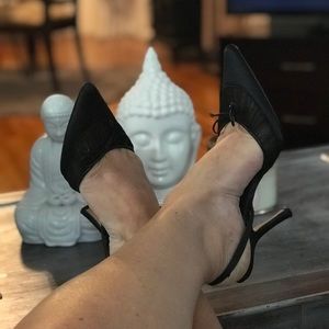 Valerie Stevens size 6 black sling back